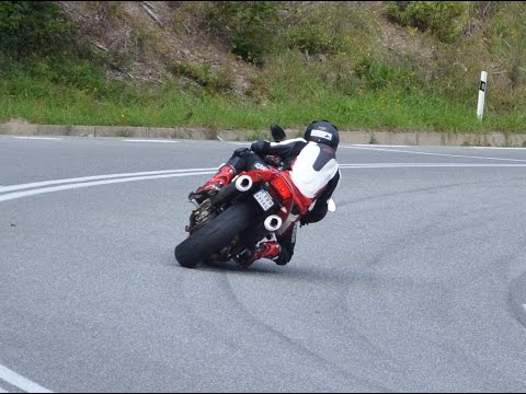 Honda VTR 1000 Firestorm cornering and sound Jahodna