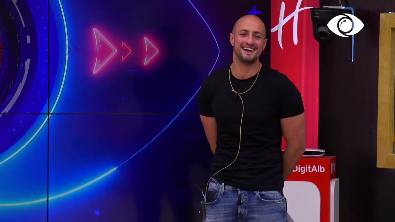 Zarf/ Sfida me parfume, banorët duhet të gjejnë parfumin e partnerit