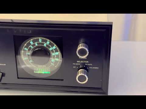 ⚡⚡⚡Vintage Sansui TU-777 Solid State Stereophonic Tuner