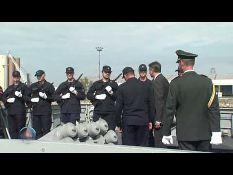 BUČKE E17P03 - PAHOR MED MORNARJI