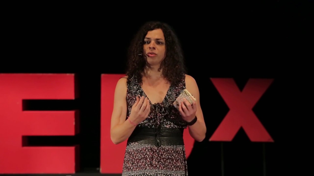 O mundo nas palavras Trans | Amara Moira | TEDxVoltaRedonda