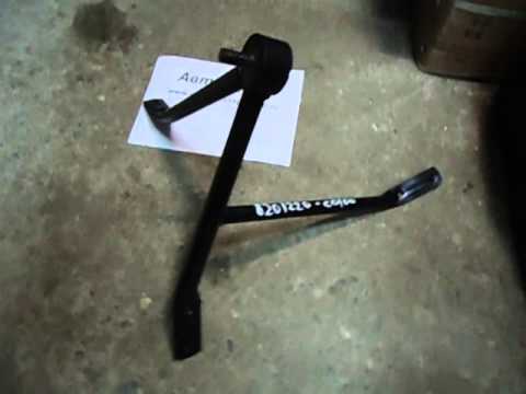 Кронштейн правого зеркала заднего вида боковой 8201220-С0100 видео