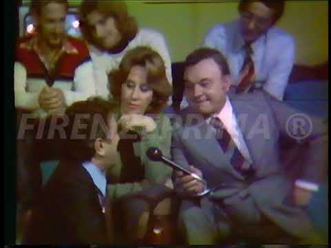 Narciso Parigi racconta le barzellette durante Amici Miei - Canale 48 - 03 11 1977