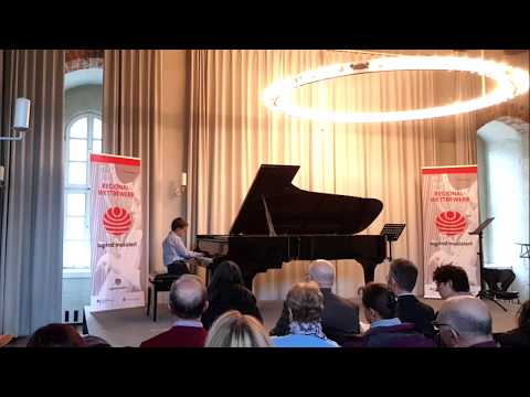 Kabalevsky: Variations on a Slovakian Folksong op. 51,3 (Cedrik, 8 years old)
