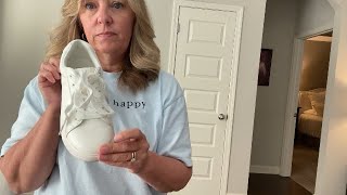 What you need to know about these sneakersVepose Women's White Casual Walking Sneakers, Fashion Tenn