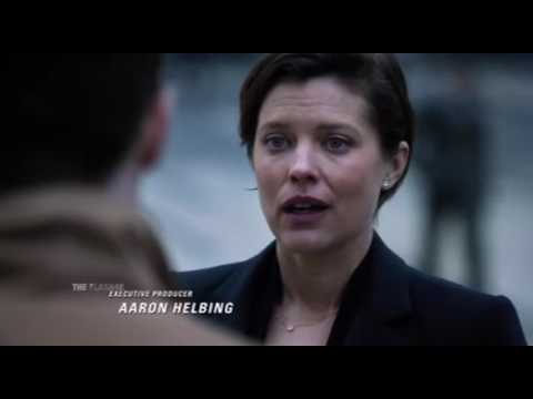 The Flash 3x22 Barry & Cisco ask Lyla for Help