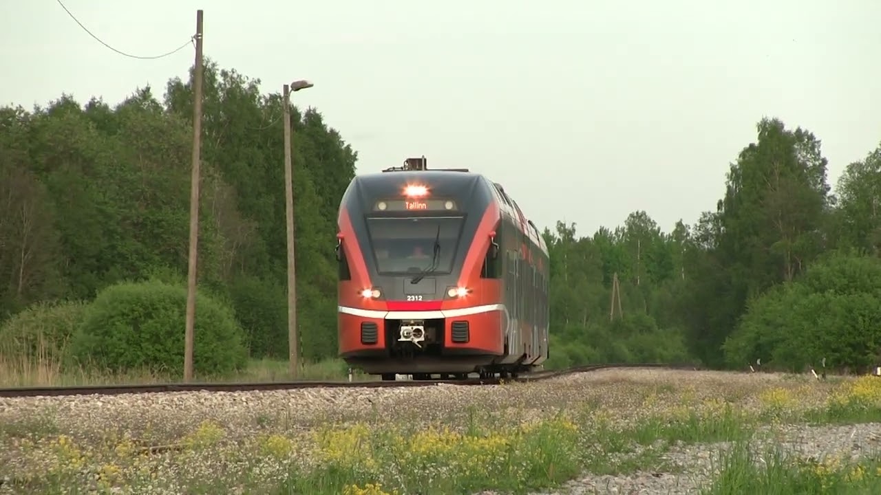 Штадлерский дизель-поезд 2312 на ст. Рапла / Stadler DMU 2312 at Rapla station
