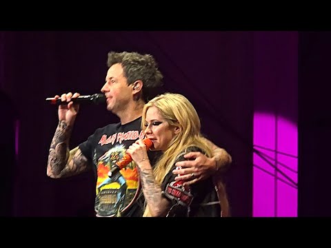 Thumbnail for Avril Lavigne with Simple Plan  - Live | Addicted - PNC Bank Arts Center, Holmdel NJ  8/23/24 by Simple Plan