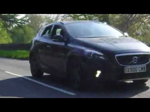 X900 CMB - motorist shouts abuse at cyclists