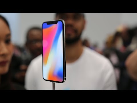 Apple iPhone X first look