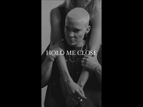 HOLD ME CLOSE - Roxane Bruneau | Vidéoclip officiel