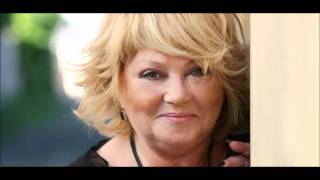 Věra Špinarová - Prší prší, len sa leje (slovenská lidová) Věra Špinarová - Prší prší, len sa leje (slovenská lidová)