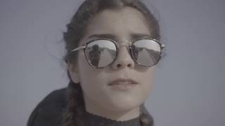 Music video thumbnail preview for El mató a un policia motorizado - Chica Rutera (Videoclip) by El Mató a un Policía Motorizado