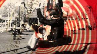 The Coathangers - Merry Go Round (OFFICIAL MUSIC VIDEO)