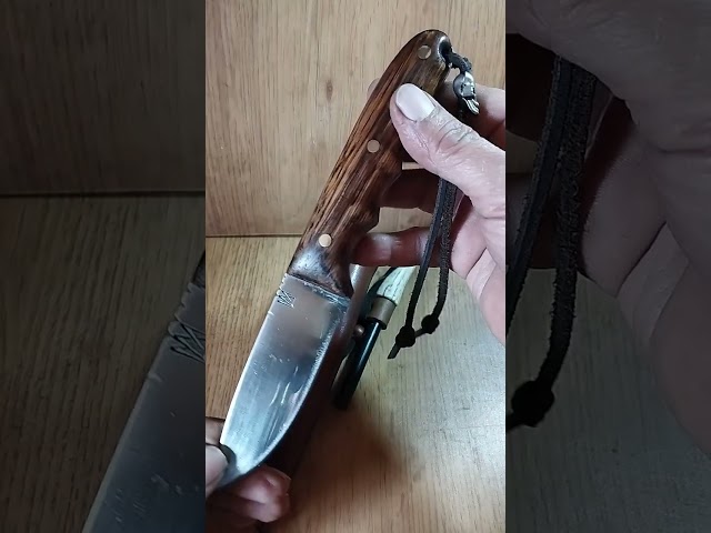 Vídeo relacionado con Onwomania Llavero llavero plata metal sable espada cuchillo cuchillo de supervivencia