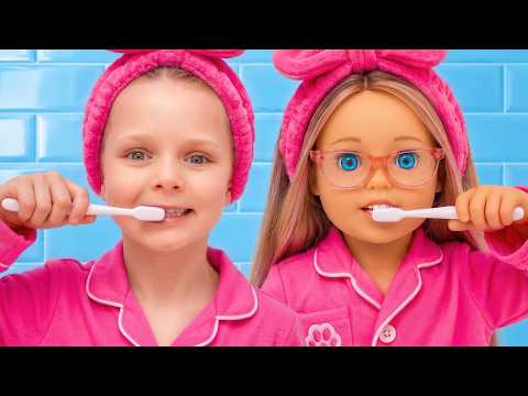 Dasha’s Morning Routine with Her Favorite Doll
