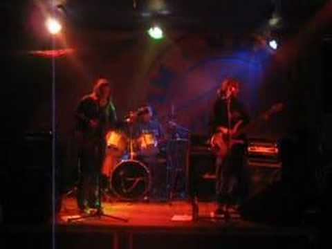 Muggefug/Cottbus: Narkoleptiker (Punk, live, Geschrammel)