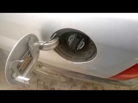 Крышка бензобака газель с замком. Как открыть бензобак с ключом. Крышка бака шевроле круз. Крышка бензобака на great wall hover h3 new 2014 turbo. Клапан в бензобаке шевроле круз.