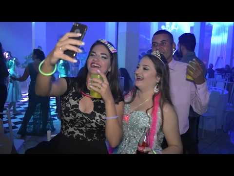 15 Anos Giovana Trailer