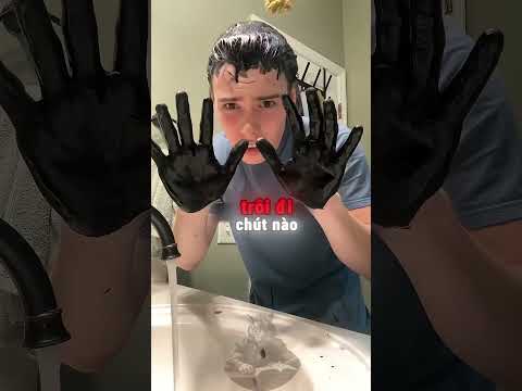 Nếu Bạn Bôi Loại Sơn Đen Nhất Thế Giới Lên Người Thì Sao 😱