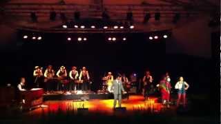 MotownHead ft. George McCrae: Sing A Happy Song at Caprera 28 July 2012