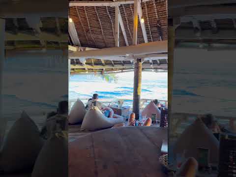 CANGGU’s MOST POPULAR BEACH CLUB AWAITS 😨 La Brisa 📍Perfect for Sunset! #Canggu #bali #baliguide