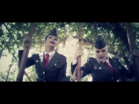 XELLE Red Flag (Official Lyrics Video)