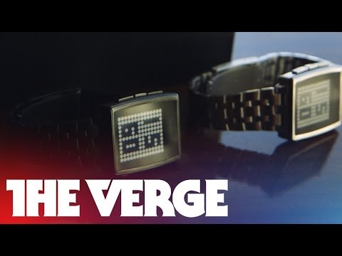 Pebble Steel hands-on at CES 2014