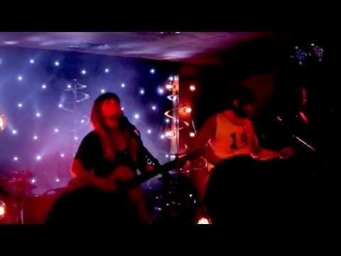 Angus and Julia Stone - For You - live The Atomic Café Munich 2014-0617