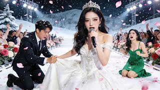 Download lagu Dia selingkuh & dorong istri hamil ke tanah. Saat tahu istri adalah penyanyi terkenal,dia menyesal mp3 Download lagu Dia selingkuh & dorong istri hamil ke tanah. Saat tahu istri adalah penyanyi terkenal,dia menyesal mp3