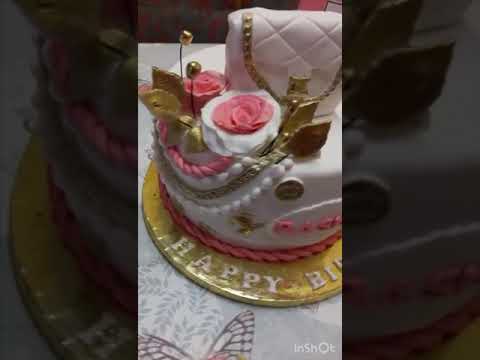 How to bake a Chanel cake with fondant decorations #chanelcakeidea