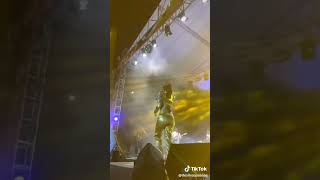 Download lagu Jihan audy live mp3