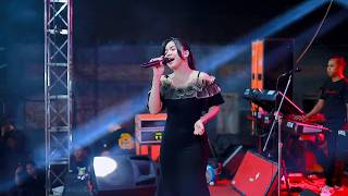 Download lagu LALUNA MUSIC - TENDA BIRU DINDA TERATU - WALIMATUL KHITAN IQBAL FATH'UL HAKIM - WEDARIJAKSA mp3