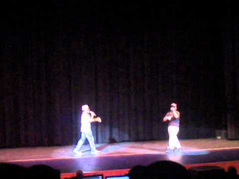 Tavo Rayo ft Fenix ' Alfin Encontre Talent Show 2012