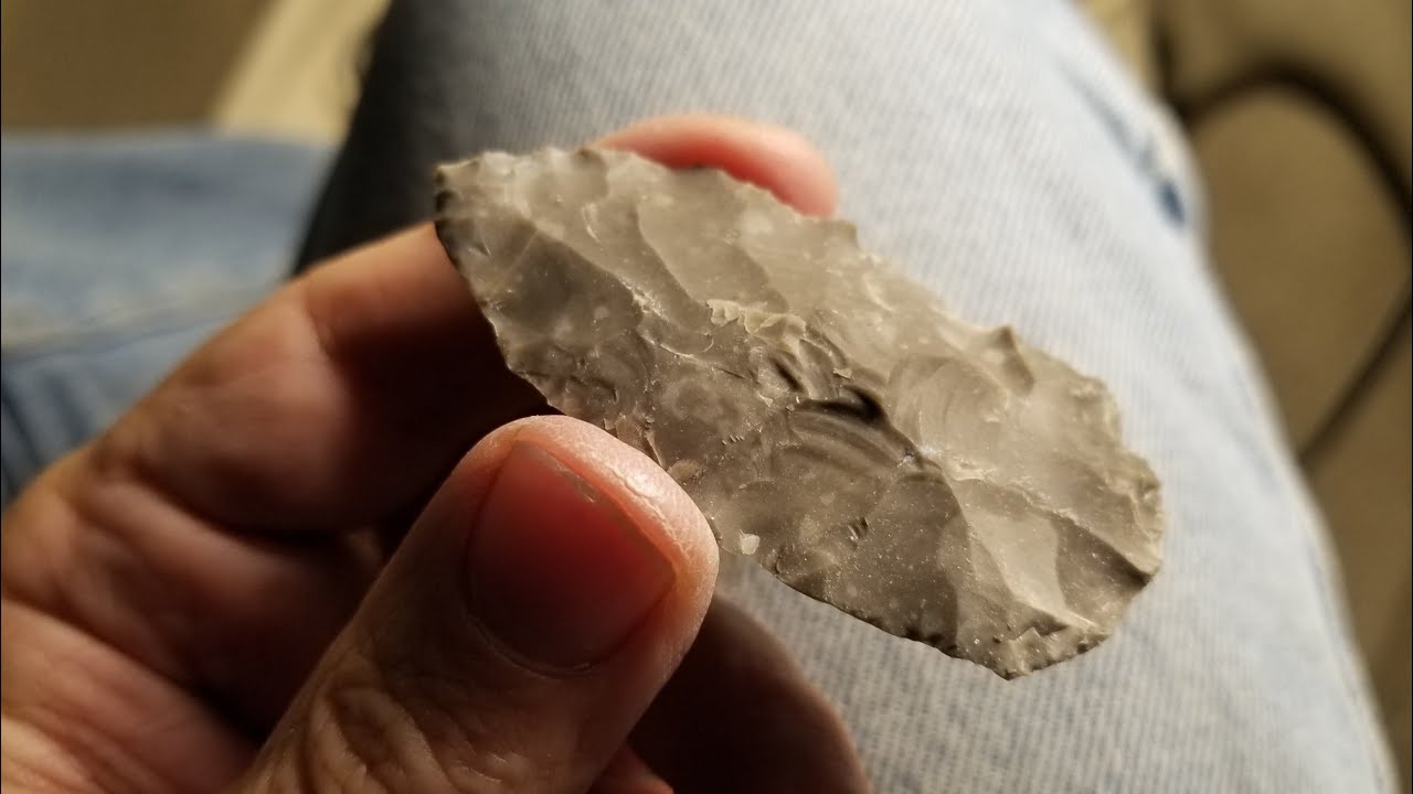 1285 - Part 1/3 - Flintknapping from Spall to Point