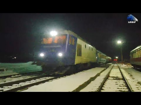Trenuri de Călători pe Seară/Passenger Trains on Evening in Gara Șuncuiuș & Vadu Crișului Station