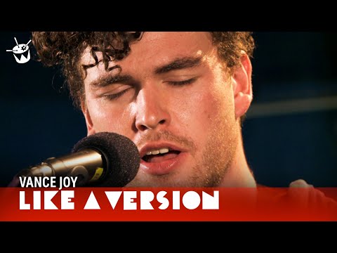 Vance Joy covers Adele 'Rolling In The Deep' for Like A Version