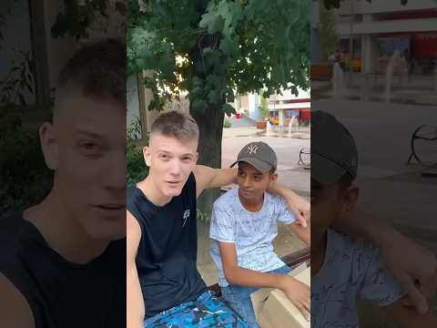 Janko je odlučio da iznenadi jednog dečaka