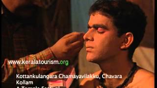 preview picture of video 'Preparatory make-up for the Chamayavilakku festival'