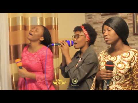 LE NOM DE JESUS - Cantique inspiré