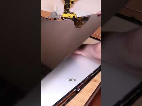 DIY vs. Profesional: ¿Quién Arreglará tu Pantalla Loca?