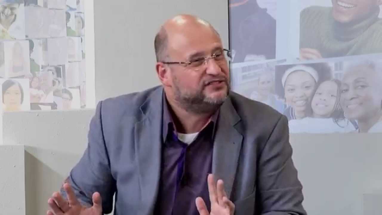 ENTREVISTA | CLÓVIS DE BARROS - A VIDA QUE VALE A PENA SER VIVIDA