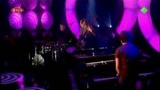 2004-11-12 - Jamie Cullum - Everlasting Love (Live @ TOTP)