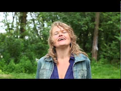 Thumbnail for Elin Furubotn - Heilt Nye Vei (Clip) by David Wall