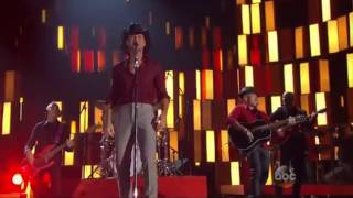 Tim McGraw   Southern Girl   CMA Awards 2013   YouTube