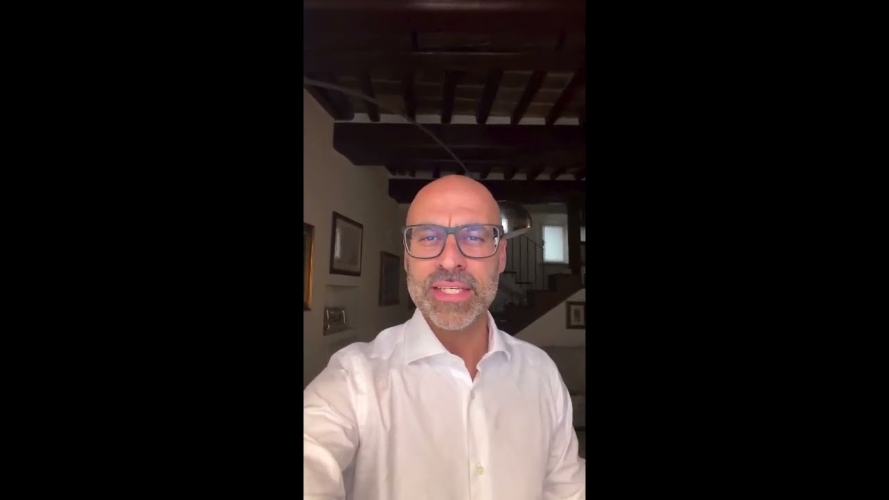 SQUARTA: “SILVESTRI HA INSULTATO LA PREMIER MA GIORGIA MELONI ANCHE IN GINOCCHIO È PIÙ ALTA DI LUI”