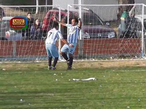 Fútbol / Peñarol (G) 2 - Emp. de Comercio 1