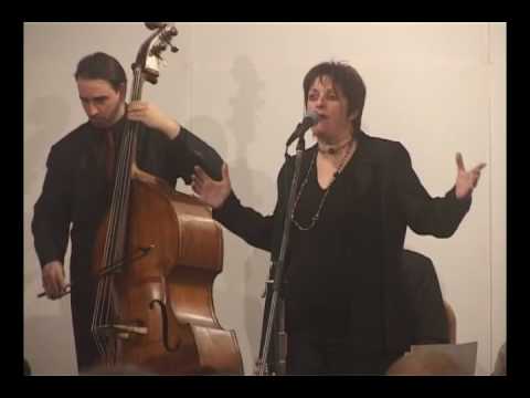 Lidia Borda y Orquesta El Arranque "Fruta amarga" en vivo en la radio