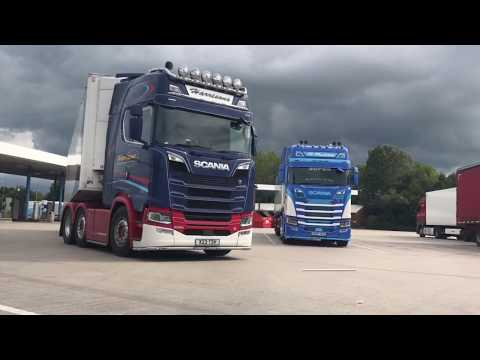Custom Scania S580 V8 Mc Mullan @ Lymm Services