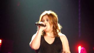 Kelly Clarkson - If I Can't Have You - Corpus Christi, Tx 12/7/09 - Live
